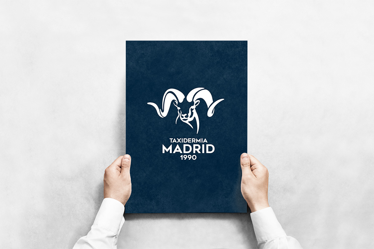 Diseño de logotipos para Taxidermia Madrid 1990